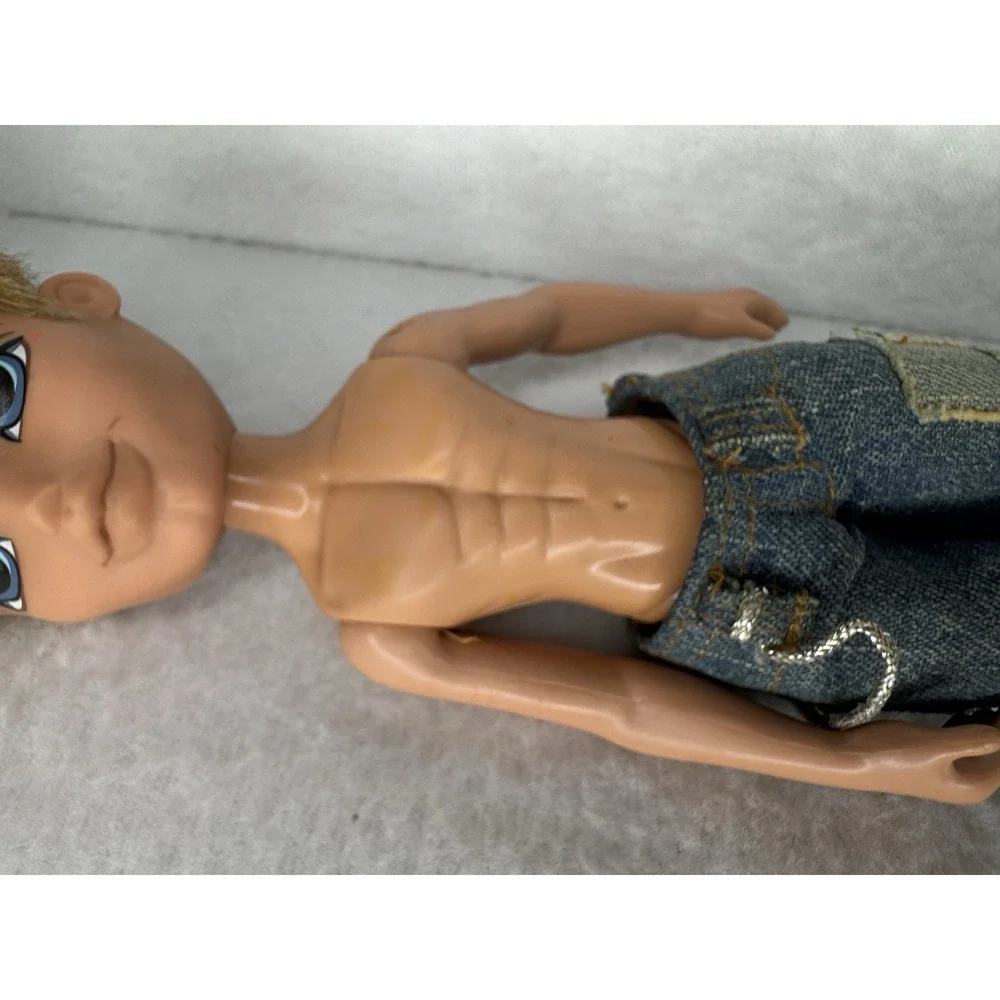 Bratz Boy Doll 2002 MGA Nude‎ w Jeans Blue Eyes Blonde Cameron Y2k